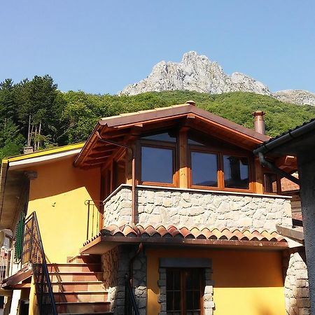 Home In Garfagnana Vagli di Sotto Экстерьер фото